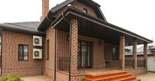 Строительство домов из кирпича с мансардой в Мариинске | от 3621 рублей
