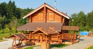 Строительство из рубленого бревна под ключ Мариинск цены от 10550 руб.